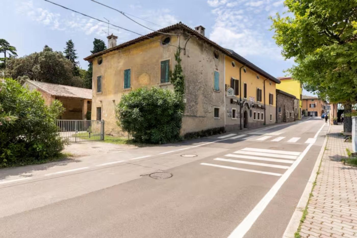 Pacengo Di * Lazise